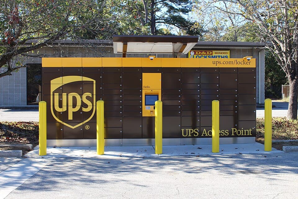 UPS Access Point package lockers with a pickup screen in Valdosta, Georgia